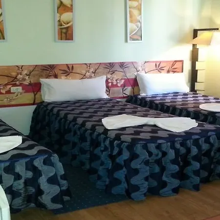 Hotel Seven 3*