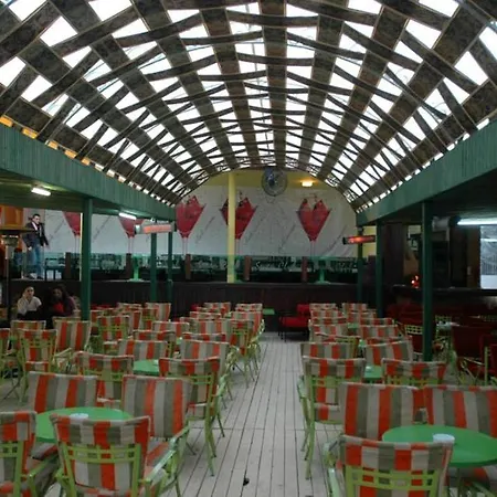 Hotel Seven