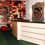 Hotel Seven 3*