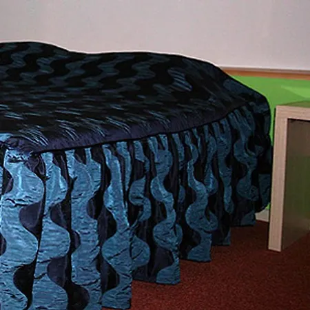 Hotel Seven